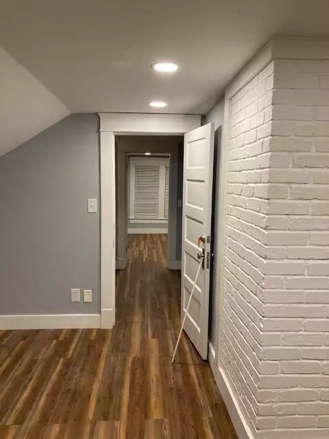 Entry Way - 1018 N Maple St, Murfreesboro, TN 37130 photo 2 of 15