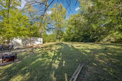 Exterior - 1018 N Maple St, Murfreesboro, TN 37130 photo 12 of 13