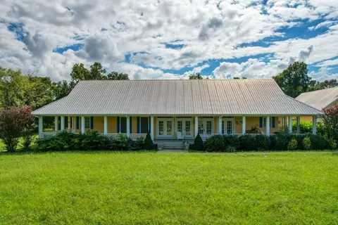 119 Gower Rd, Charlotte, TN 37036