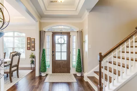 Entry Way - 3016 Fallswood Dr, Murfreesboro, TN 37129 photo 3 of 7