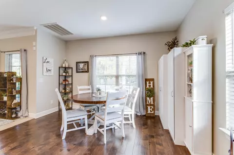 Dining - 3016 Fallswood Dr, Murfreesboro, TN 37129 photo 6 of 6