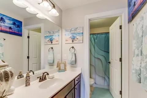 Bath - 3016 Fallswood Dr, Murfreesboro, TN 37129 photo 6 of 7