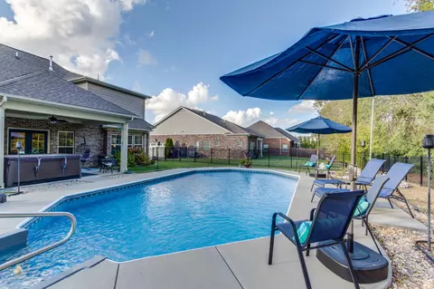 Exterior - 3016 Fallswood Dr, Murfreesboro, TN 37129 photo 10 of 13