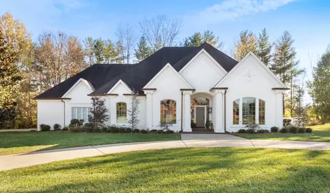 296 Abby Ln, Clarksville, TN 37043