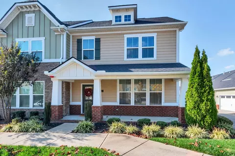 5042 Birchcroft Ln, Franklin, TN 37064