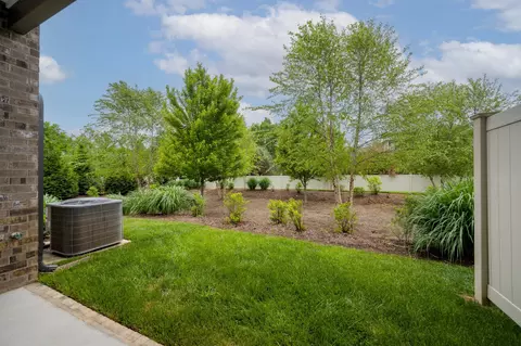 Exterior - 555 Gresham Ln #4A, Murfreesboro, TN 37129 photo 4 of 6
