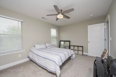 Bedroom - 555 Gresham Ln #4A, Murfreesboro, TN 37129 photo 2 of 4