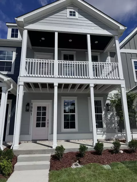 1961 Amacher Dr, Spring Hill, TN 37174