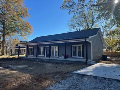 335 Old Eastbrook Rd, Estill Springs, TN 37330