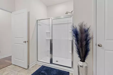 Bath - 6169 Prickly Loop, Ooltewah, TN 37363 photo 1 of 3