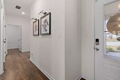 Entry Way - 6169 Prickly Loop, Ooltewah, TN 37363 photo 5 of 6