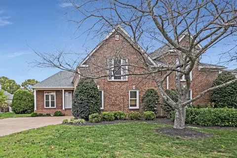 205 Stoners Glen Ct, Hermitage, TN 37076