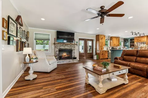 111 Gordon Dr, Lebanon, TN 37087