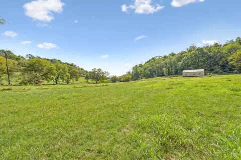 2 Young Rd, Pulaski, TN 38478 photo 8