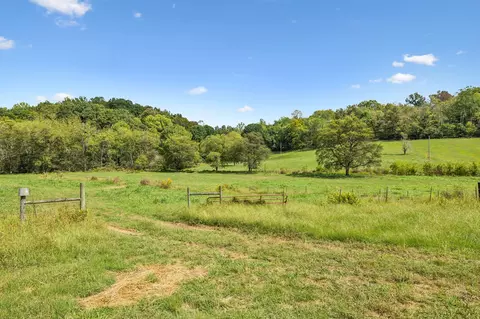 2 Young Rd, Pulaski, TN 38478 photo 10