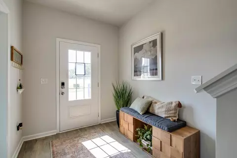 Entry Way - 4220 Oswin Dr, Murfreesboro, TN 37129 photo 4 of 5