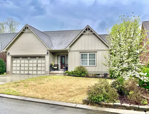 731 NE Abby Glen Dr, Cleveland, TN 37312