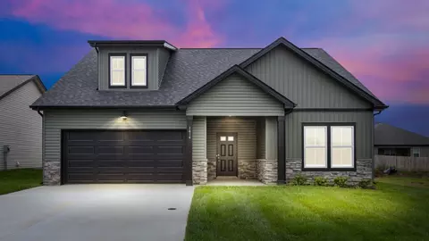 1414 Dan Brown Dr, Clarksville, TN 37042