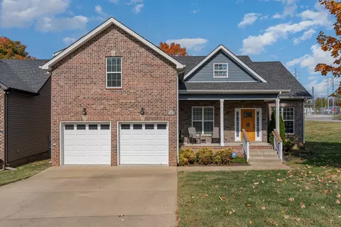 102 Josie Dr, Pleasant View, TN 37146