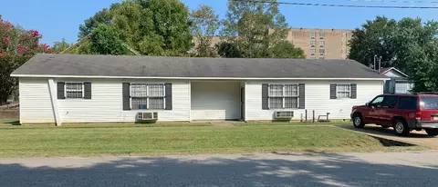 112 Woodruff St, Jackson, TN 38301