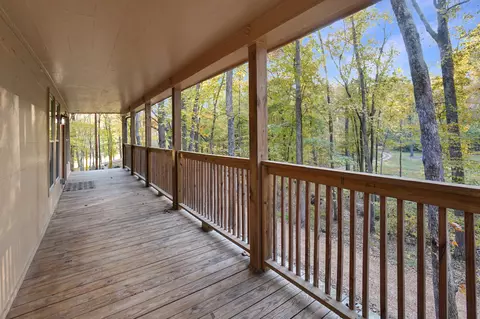 Exterior - 188 Woods Rd, Dover, TN 37058 photo 3 of 6