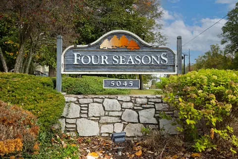 428 Summit Ridge Pl, Nashville, TN 37215