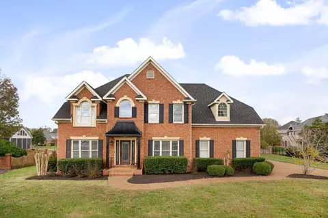 2228 Oakleigh Dr, Murfreesboro, TN 37129
