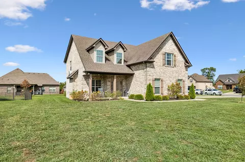 1719 Drayton Dr, Murfreesboro, TN 37130