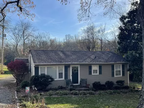 1600 Bridgewood Rd, Clarksville, TN 37040