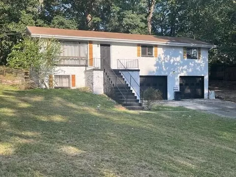 86 Virginia Ave, Rossville, GA 30741