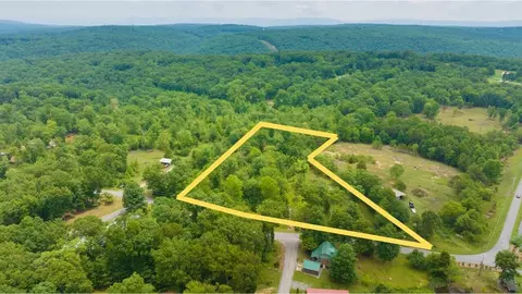 1897 Deerhead Rd, Dunlap, TN 37327
