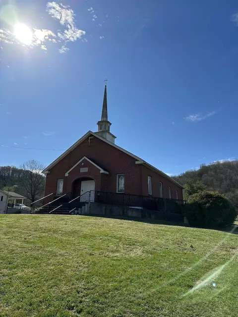 732 Lancaster Hwy, Lancaster, TN 38569