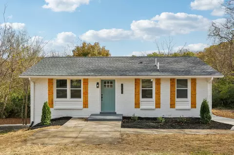 2625 Combs Dr, Nashville, TN 37207