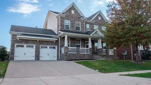 2721 Hargate Dr, Nolensville, TN 37135