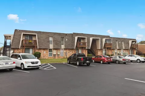 370 Wallace Rd #D27, Nashville, TN 37211