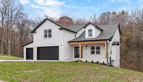 1577 Ryes Chapel Rd, Southside, TN 37171