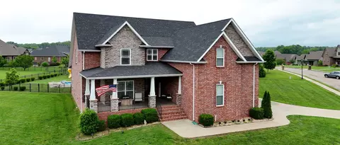 3200 Carrie Taylor Cir, Clarksville, TN 37043
