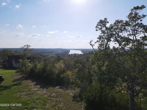 552 Rivers Edge Dr, Bath Springs, TN 38311