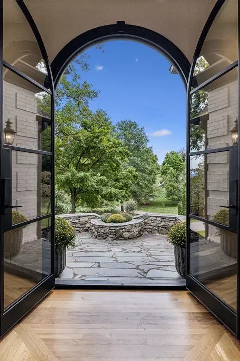 5221 Heathrow Hills Dr, Brentwood, TN 37027