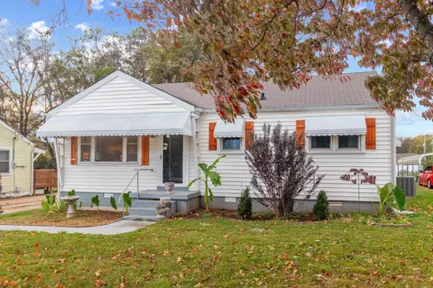 1914 Paul Dr, Columbia, TN 38401