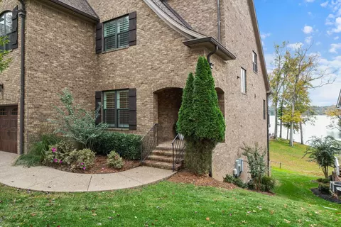 103 Liberty Cv, Hendersonville, TN 37075
