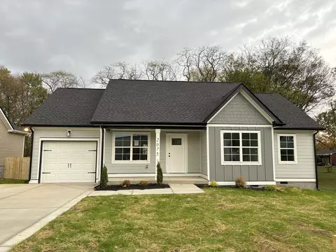 2075 Justice St, Greenbrier, TN 37073