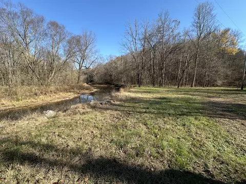 17 Wisdom Rd, Westpoint, TN 38486 photo 2
