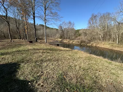 17 Wisdom Rd, Westpoint, TN 38486