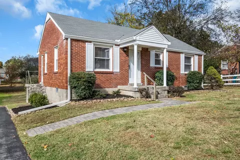 204 Blanchard Pl, Nashville, TN 37214