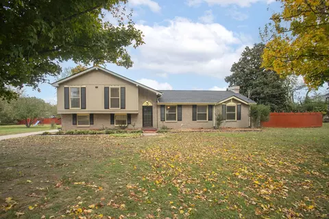 1706 Saundersville Ferry Rd, Mount Juliet, TN 37122