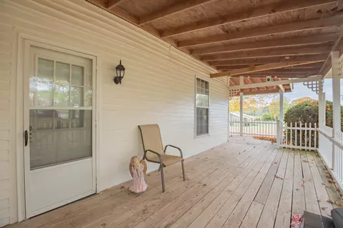 21 River End Rd, Pelham, TN 37366 photo 6