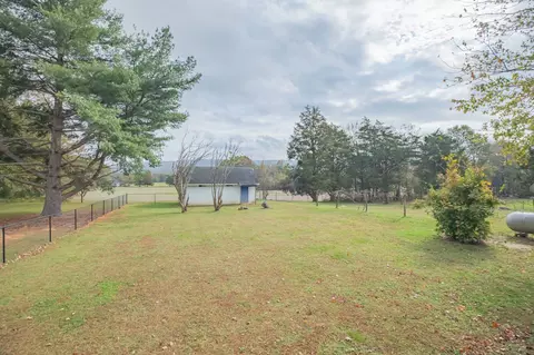21 River End Rd, Pelham, TN 37366 photo 36
