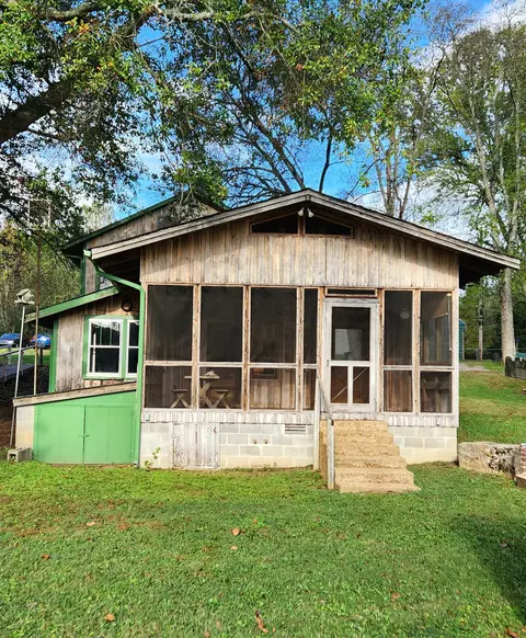 60 Lincoln Lake Rd, Kelso, TN 37348