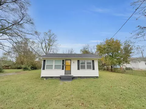 207 Green St # B, Lebanon, TN 37087